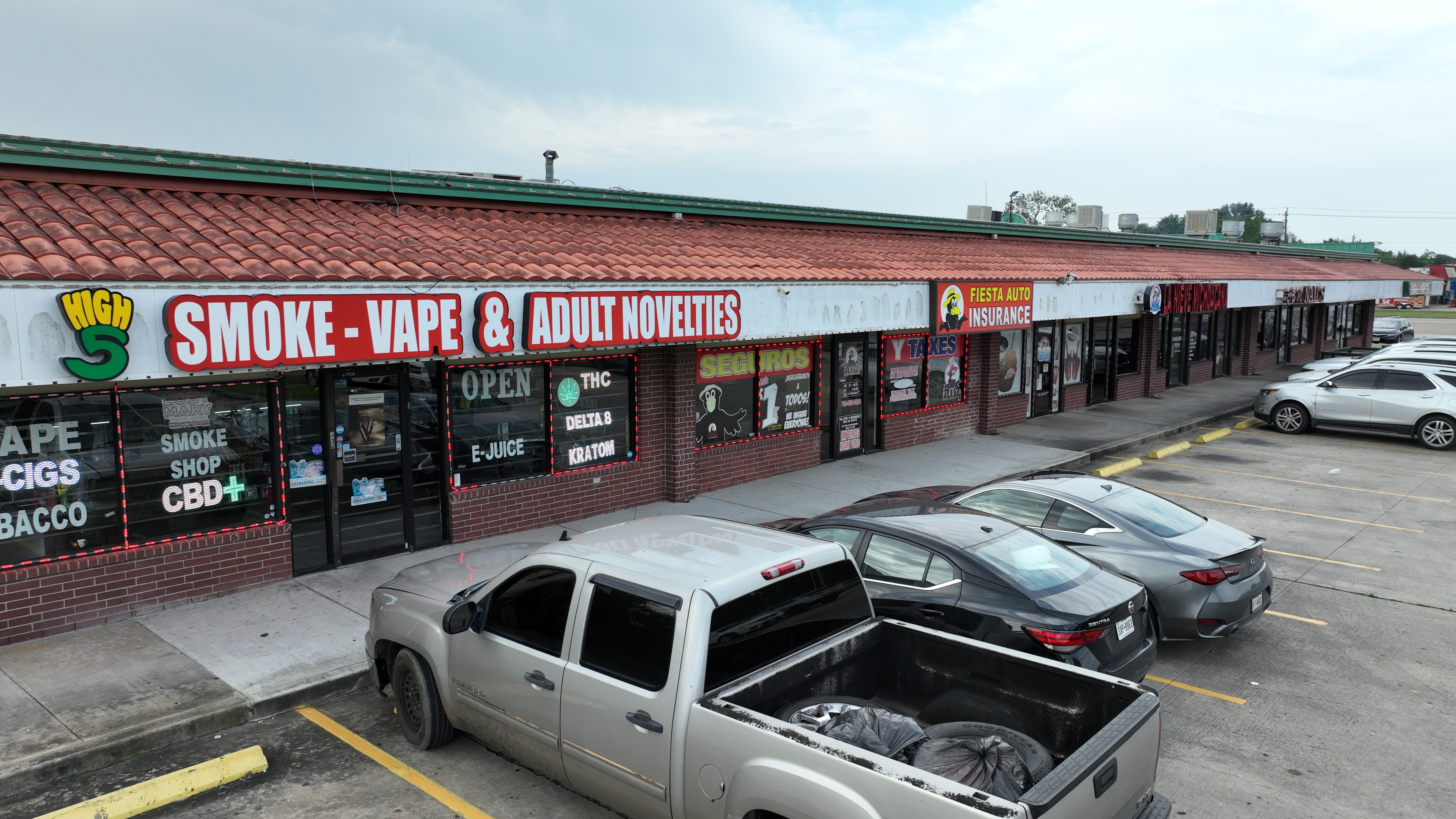 8500-8510 Almeda Genoa Rd